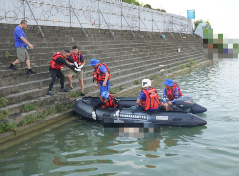 1726372011060055424.png image.png